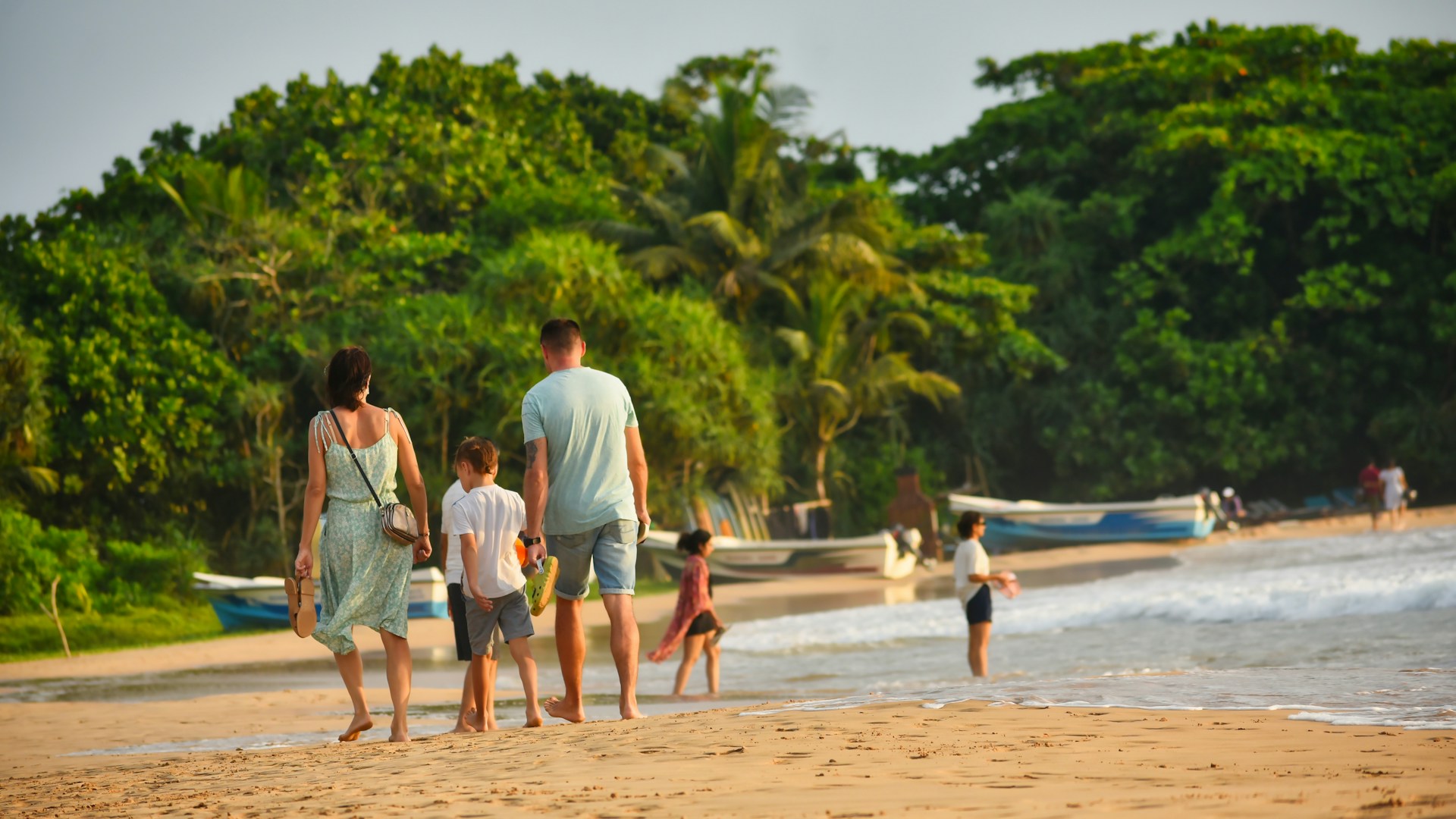 Partir à Tahiti en famille : organiser son voyage pour la Toussaint ou Noël
